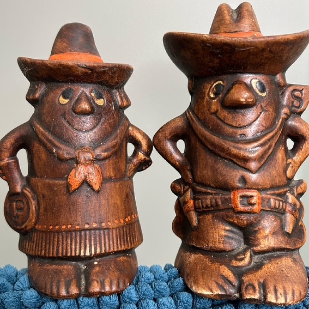 Vintage Western Cowboy Cowgirl Salt Pepper Shakers Treasure Craft 1960's